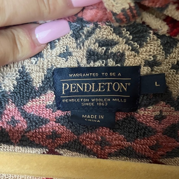 Pendleton Multicolor Patterned Women's Jacket - Picture 2 of 3